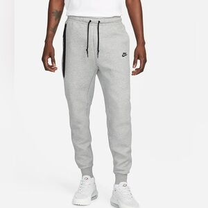 Nike Sportswear Tech Fleece
Men's Joggers